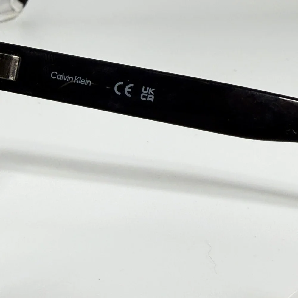 Calvin Klein‎ Sunglasses Black Butterfly Square CK22530S 001 53-19-145 21928